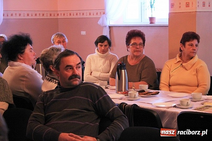 Zdjęcie w galerii na portalu naszraciborz.pl: Sołtys liderem, a gospodyni strażniczką wiadomości z regionu