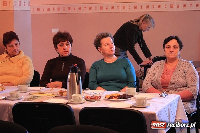 Zdjęcie w galerii na portalu naszraciborz.pl: Sołtys liderem, a gospodyni strażniczką wiadomości z regionu