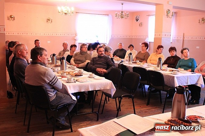 Zdjęcie w galerii na portalu naszraciborz.pl: Sołtys liderem, a gospodyni strażniczką wiadomości z regionu