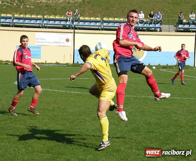 Zdjęcie w galerii na portalu naszraciborz.pl: KP Unia bez punktów na święta wiadomości z regionu