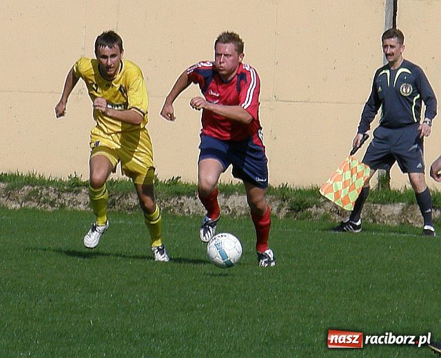 Zdjęcie w galerii na portalu naszraciborz.pl: KP Unia bez punktów na święta wiadomości z regionu