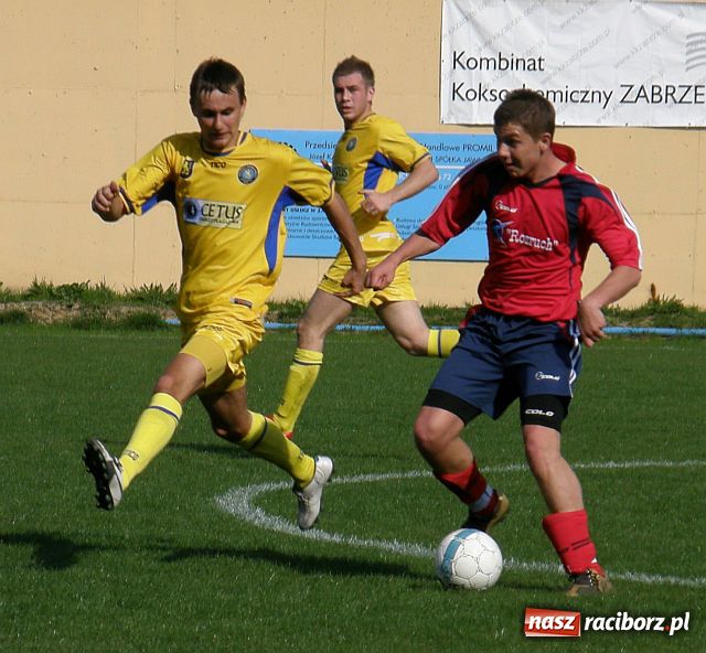 Zdjęcie w galerii na portalu naszraciborz.pl: KP Unia bez punktów na święta wiadomości z regionu