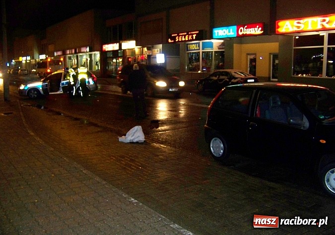 Zdjęcie w galerii na portalu naszraciborz.pl: Potrącona piesza zmarła w szpitalu wiadomości z regionu