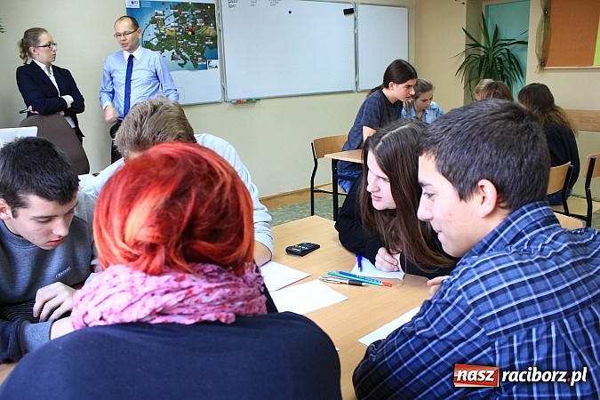 Zdjęcie w galerii na portalu naszraciborz.pl: Uczniowie II LO najbardziej przedsiębiorczy wiadomości z regionu
