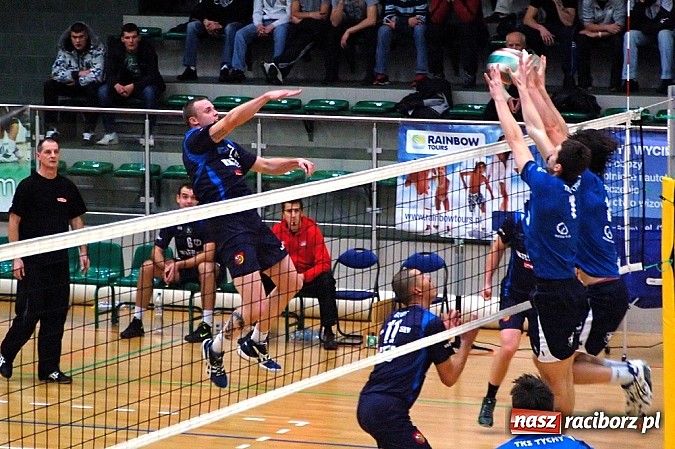 Zdjęcie w galerii na portalu naszraciborz.pl: AZS Rafako przegrał z liderem wiadomości z regionu