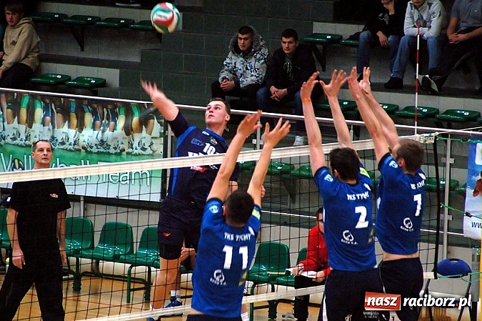 Zdjęcie w galerii na portalu naszraciborz.pl: AZS Rafako przegrał z liderem wiadomości z regionu