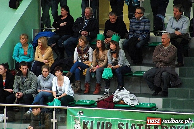 Zdjęcie w galerii na portalu naszraciborz.pl: AZS Rafako przegrał z liderem wiadomości z regionu