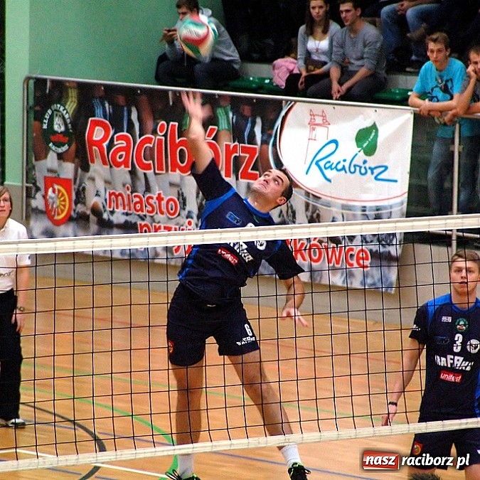Zdjęcie w galerii na portalu naszraciborz.pl: AZS Rafako przegrał z liderem wiadomości z regionu