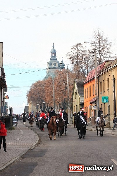 Zdjęcie w galerii na portalu naszraciborz.pl: Procesja na koniach z okazji dnia św. Mikołaja wiadomości z regionu