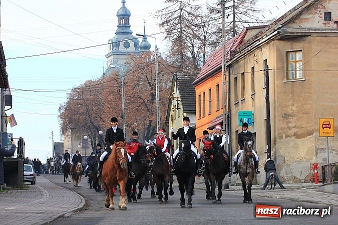 Zdjęcie w galerii na portalu naszraciborz.pl: Procesja na koniach z okazji dnia św. Mikołaja wiadomości z regionu