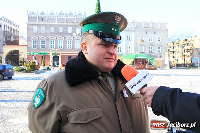 Zdjęcie w galerii na portalu naszraciborz.pl: Biała wstążka, czyli stop przemocy wobec kobiet wiadomości z regionu