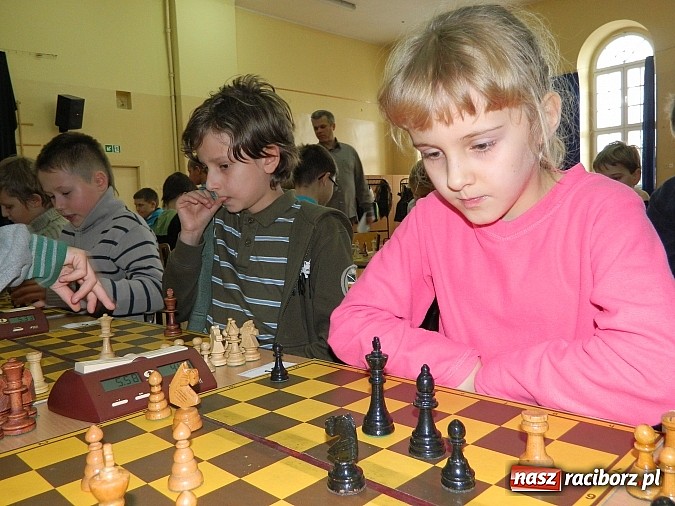 Zdjęcie w galerii na portalu naszraciborz.pl: Szach i mat w SP 4 wiadomości z regionu