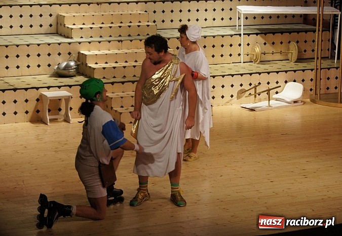 Zdjęcie w galerii na portalu naszraciborz.pl: Pełna sala na Orfeuszu w piekle wiadomości z regionu