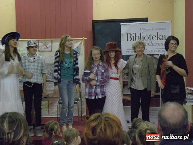 Zdjęcie w galerii na portalu naszraciborz.pl: Megabombowy finał konkursu wiadomości z regionu