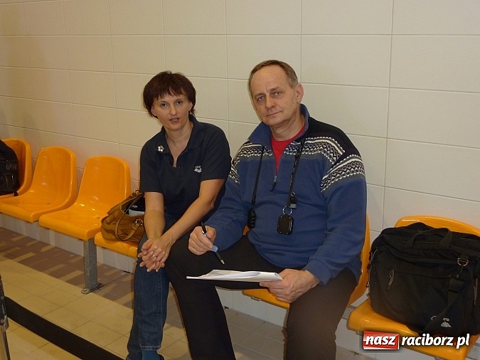 Zdjęcie w galerii na portalu naszraciborz.pl: Pływanie. Mikołajkowy prezent Tokarskiego wiadomości z regionu