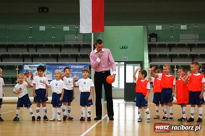 Zdjęcie w galerii na portalu naszraciborz.pl: Piłkarskie mikołajki z Unią Racibórz wiadomości z regionu