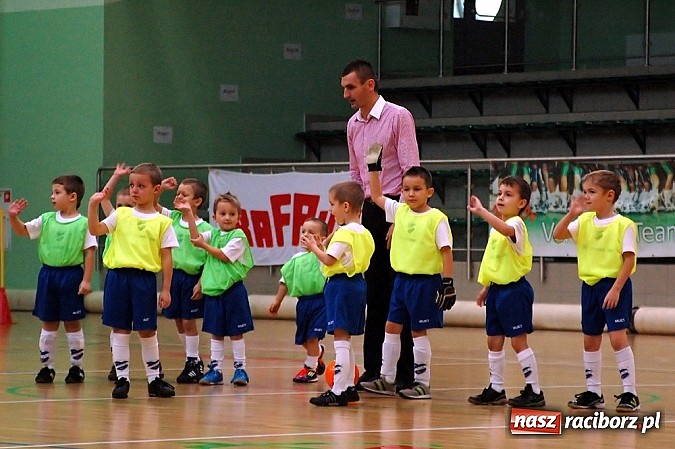Zdjęcie w galerii na portalu naszraciborz.pl: Piłkarskie mikołajki z Unią Racibórz wiadomości z regionu
