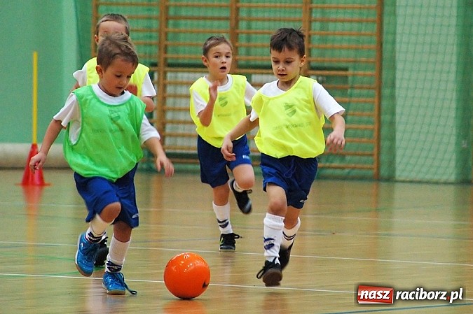 Zdjęcie w galerii na portalu naszraciborz.pl: Piłkarskie mikołajki z Unią Racibórz wiadomości z regionu