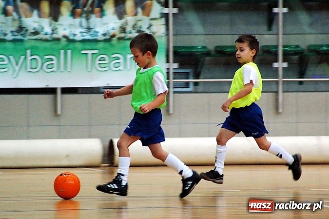 Zdjęcie w galerii na portalu naszraciborz.pl: Piłkarskie mikołajki z Unią Racibórz wiadomości z regionu