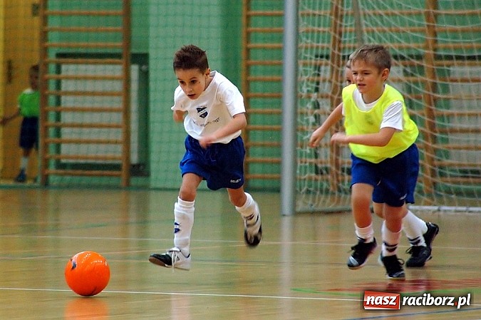 Zdjęcie w galerii na portalu naszraciborz.pl: Piłkarskie mikołajki z Unią Racibórz wiadomości z regionu