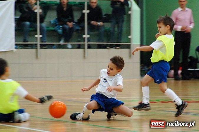 Zdjęcie w galerii na portalu naszraciborz.pl: Piłkarskie mikołajki z Unią Racibórz wiadomości z regionu