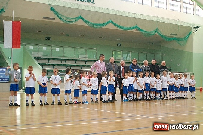 Zdjęcie w galerii na portalu naszraciborz.pl: Piłkarskie mikołajki z Unią Racibórz wiadomości z regionu