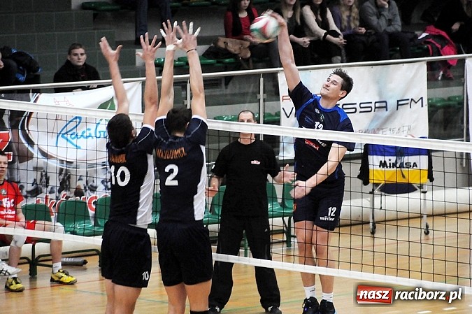 Zdjęcie w galerii na portalu naszraciborz.pl: KS Milicz pokonał dziś akademików z Rafako wiadomości z regionu