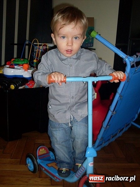 Zdjęcie w galerii na portalu naszraciborz.pl: Męska rzecz być z dzieckiem na spotkaniu z Mikołajem wiadomości z regionu