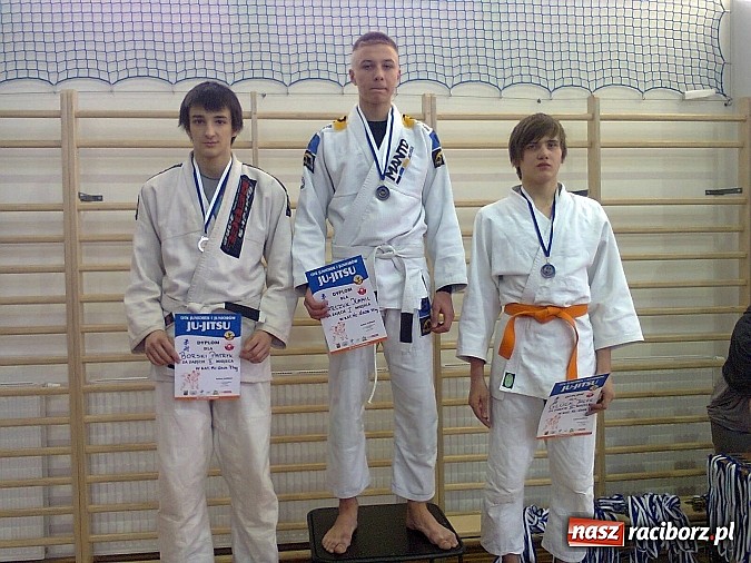 Zdjęcie w galerii na portalu naszraciborz.pl: Cztery juniorskie medale Łamatorów wiadomości z regionu