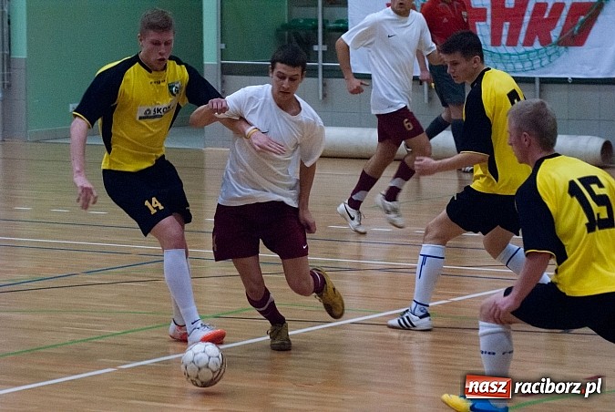 Zdjęcie w galerii na portalu naszraciborz.pl: HLPN: Feniks zdobył Wybrzeże wiadomości z regionu