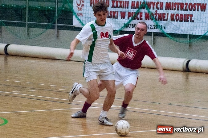 Zdjęcie w galerii na portalu naszraciborz.pl: HLPN: Feniks zdobył Wybrzeże wiadomości z regionu