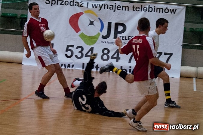 Zdjęcie w galerii na portalu naszraciborz.pl: HLPN: Feniks zdobył Wybrzeże wiadomości z regionu