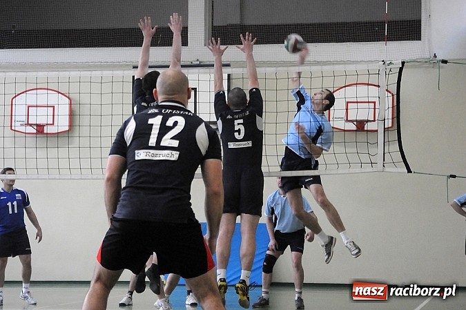 Zdjęcie w galerii na portalu naszraciborz.pl: Enter lepszy od Jedynki Baborów wiadomości z regionu