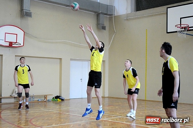 Zdjęcie w galerii na portalu naszraciborz.pl: Enter lepszy od Jedynki Baborów wiadomości z regionu