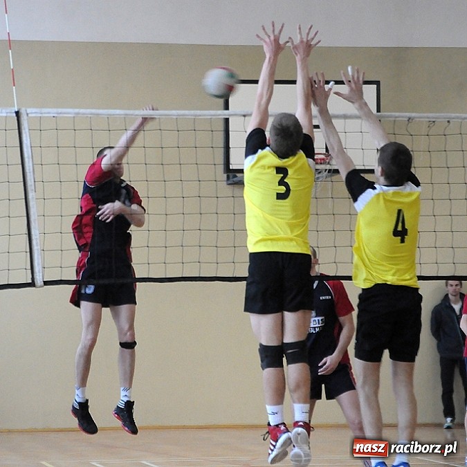 Zdjęcie w galerii na portalu naszraciborz.pl: Enter lepszy od Jedynki Baborów wiadomości z regionu