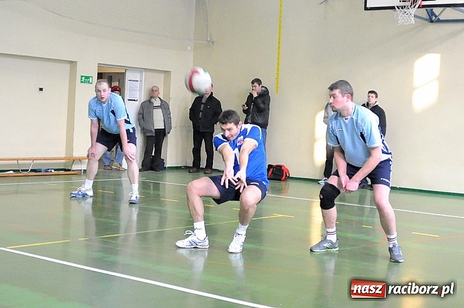 Zdjęcie w galerii na portalu naszraciborz.pl: Enter lepszy od Jedynki Baborów wiadomości z regionu