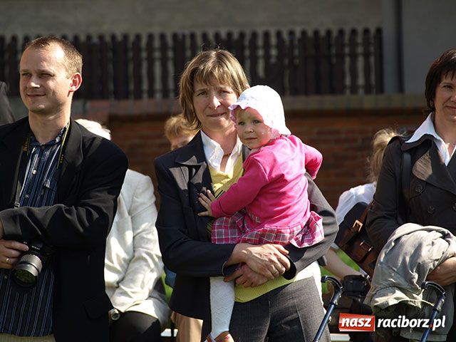 Zdjęcie w galerii na portalu naszraciborz.pl: Wielkanocne spotkanie w ogrodach wiadomości z regionu