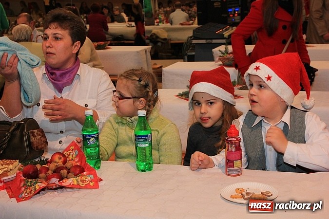 Zdjęcie w galerii na portalu naszraciborz.pl: Świąteczny klimat w Krzanowicach wiadomości z regionu