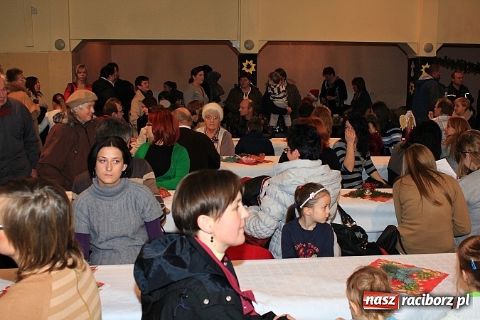 Zdjęcie w galerii na portalu naszraciborz.pl: Świąteczny klimat w Krzanowicach wiadomości z regionu