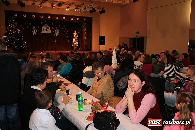 Zdjęcie w galerii na portalu naszraciborz.pl: Świąteczny klimat w Krzanowicach wiadomości z regionu