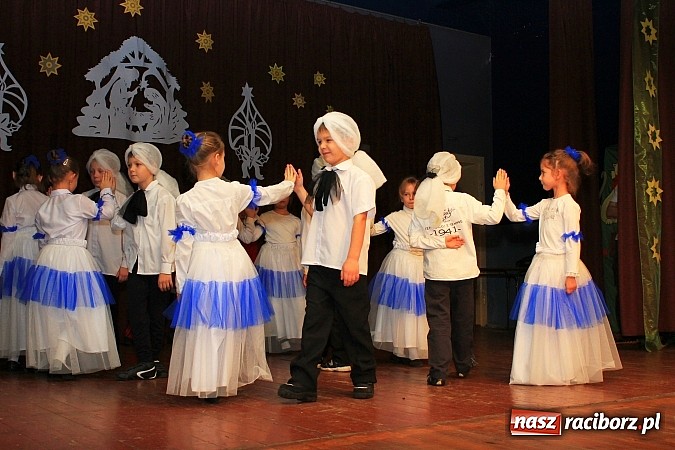 Zdjęcie w galerii na portalu naszraciborz.pl: Świąteczny klimat w Krzanowicach wiadomości z regionu