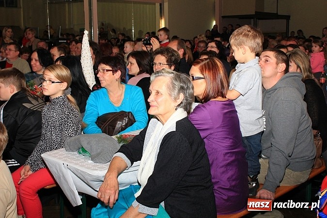 Zdjęcie w galerii na portalu naszraciborz.pl: Świąteczny klimat w Krzanowicach wiadomości z regionu