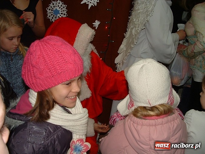 Zdjęcie w galerii na portalu naszraciborz.pl: Spełnione marzenia dzieci z raciborskiej stacji Caritas wiadomości z regionu