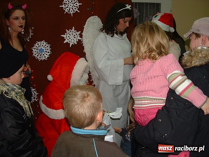 Zdjęcie w galerii na portalu naszraciborz.pl: Spełnione marzenia dzieci z raciborskiej stacji Caritas wiadomości z regionu