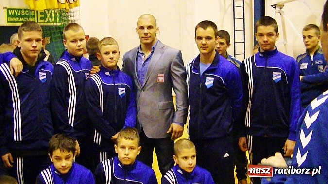 Zdjęcie w galerii na portalu naszraciborz.pl: Historyczne medale raciborskich zapaśników wiadomości z regionu