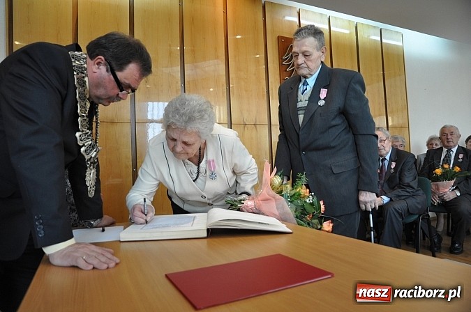 Zdjęcie w galerii na portalu naszraciborz.pl: Złote gody w Pietrowicach Wielkich wiadomości z regionu