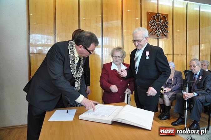 Zdjęcie w galerii na portalu naszraciborz.pl: Złote gody w Pietrowicach Wielkich wiadomości z regionu