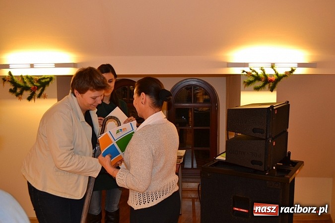 Zdjęcie w galerii na portalu naszraciborz.pl: Na zamku podziękowano wolontariuszkom i wolontariuszom wiadomości z regionu