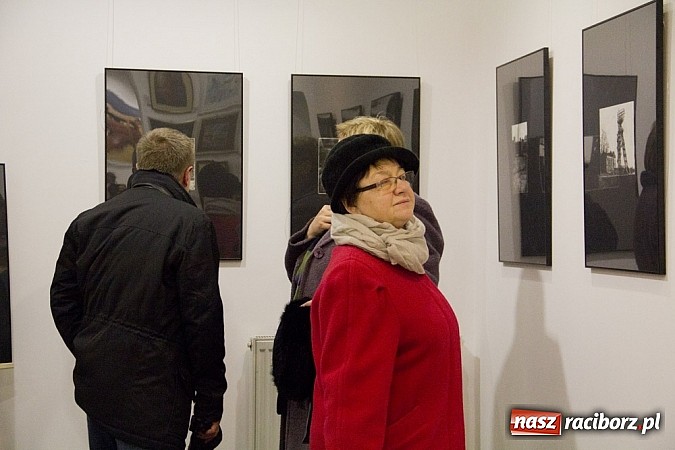 Zdjęcie w galerii na portalu naszraciborz.pl: Licealiści wystawili prace w Czarnym Kocie wiadomości z regionu