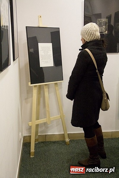 Zdjęcie w galerii na portalu naszraciborz.pl: Licealiści wystawili prace w Czarnym Kocie wiadomości z regionu